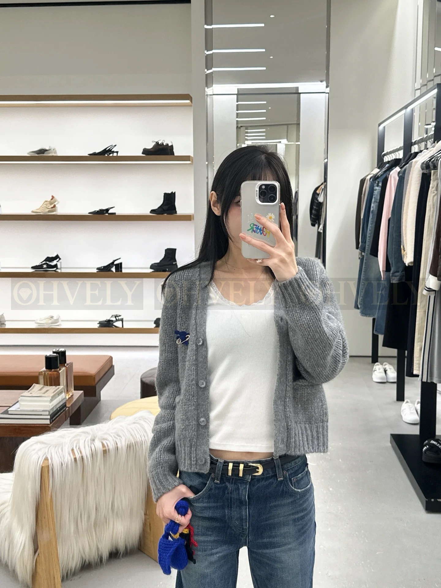 【 ZP 】Celine 2025 니트 가디건 (매장가 390만원) 상품 썸네일