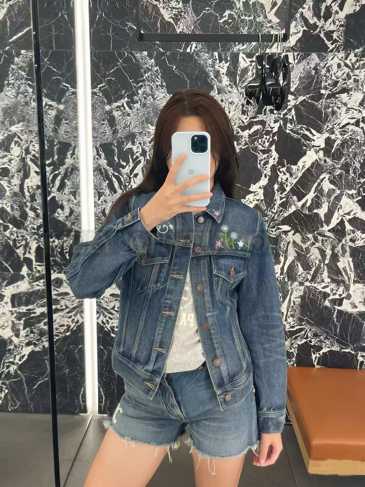 【 ZP 】Celine 2025 데님 자켓 (매장가 300만원) 상품 썸네일