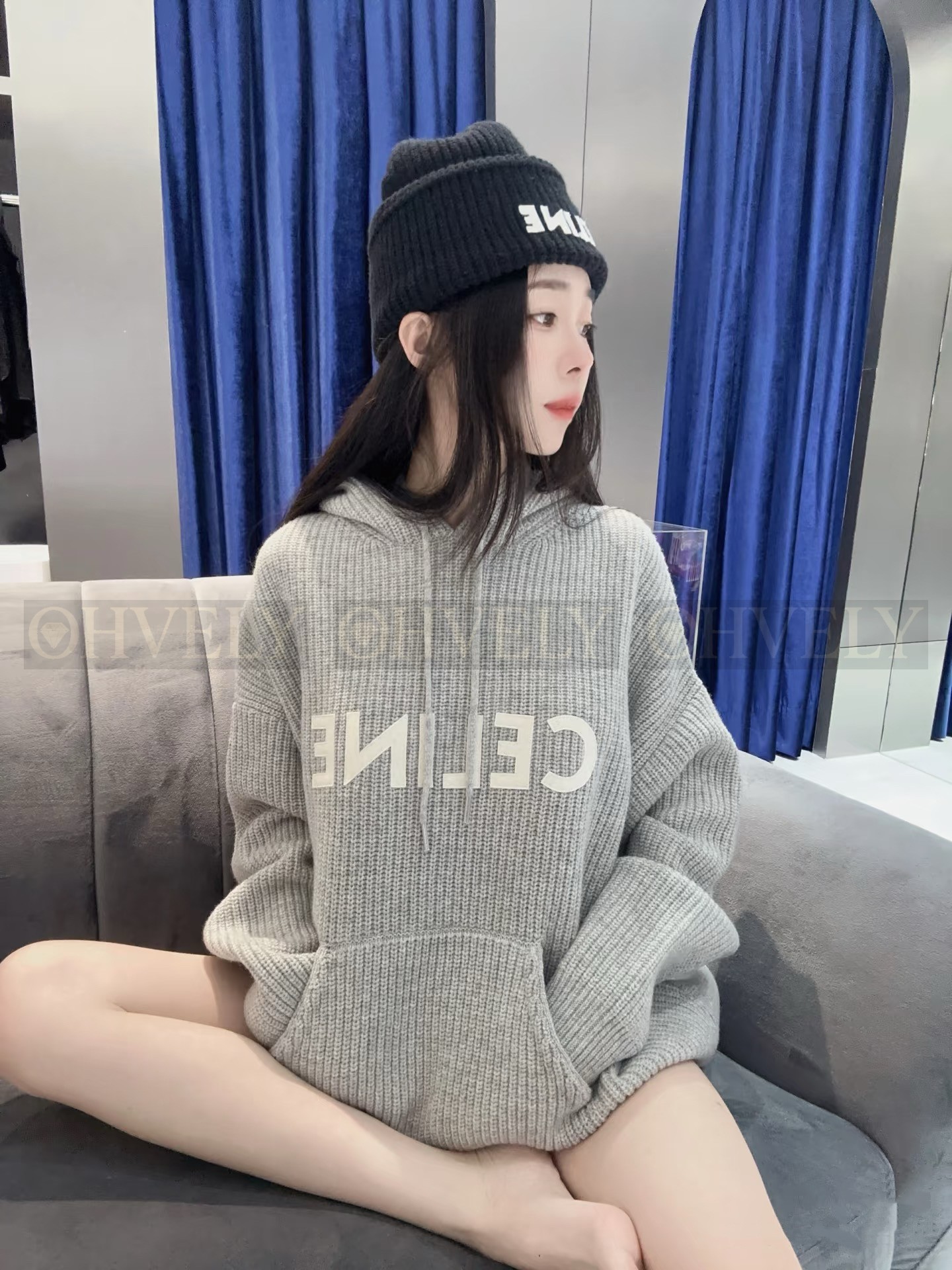 【 ZP 】Celine 2025 니트후드 (매장가 250만원) 상품 썸네일