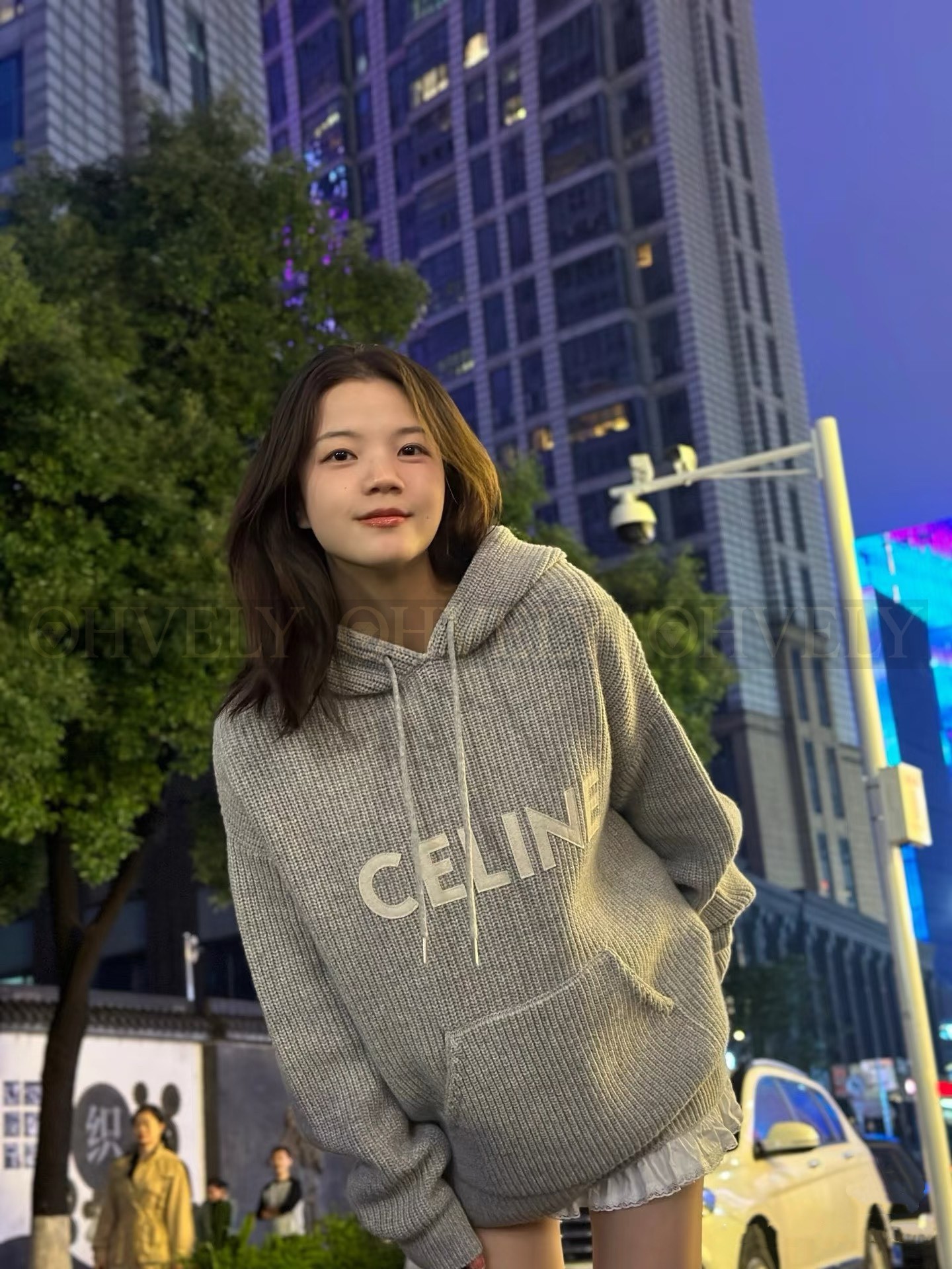 【 ZP 】Celine 2025 니트후드 (매장가 250만원) 상품 썸네일
