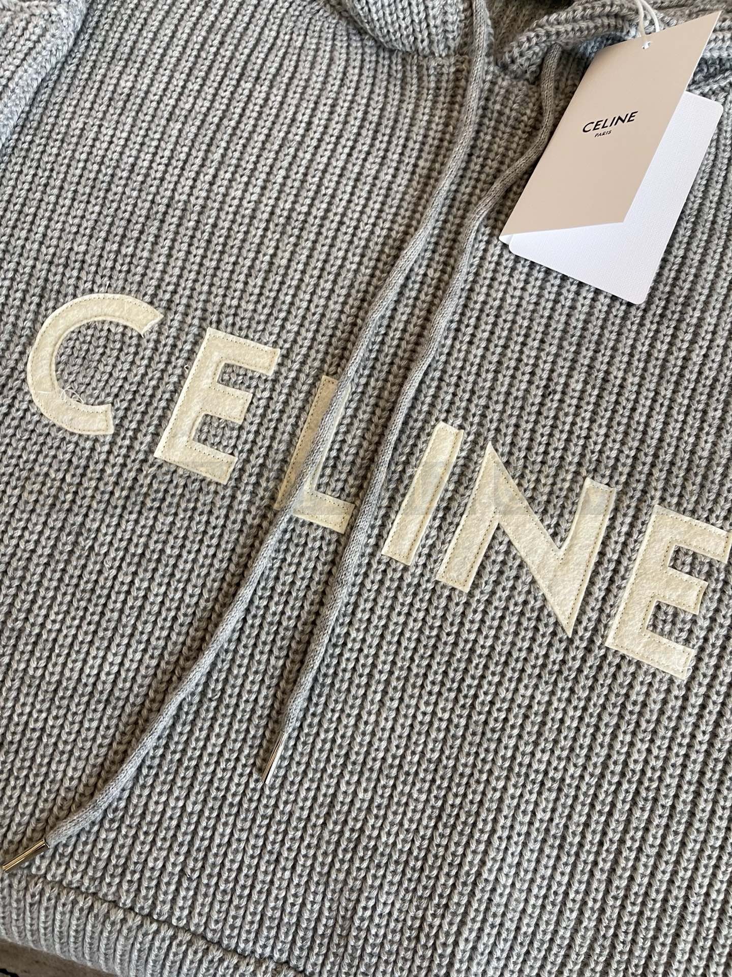 【 ZP 】Celine 2025 니트후드 (매장가 250만원) 상품 썸네일