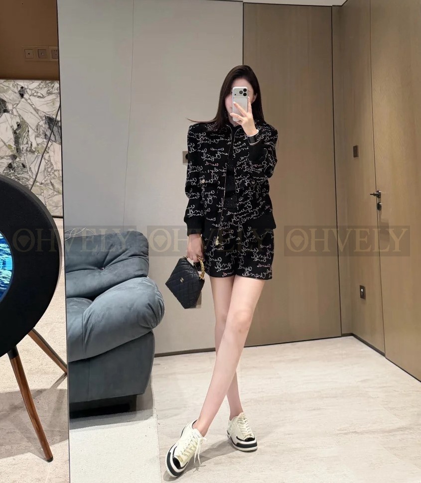 【 ZP 】CHANEL 2025 자켓 (매장가 1750만원) 상품 썸네일