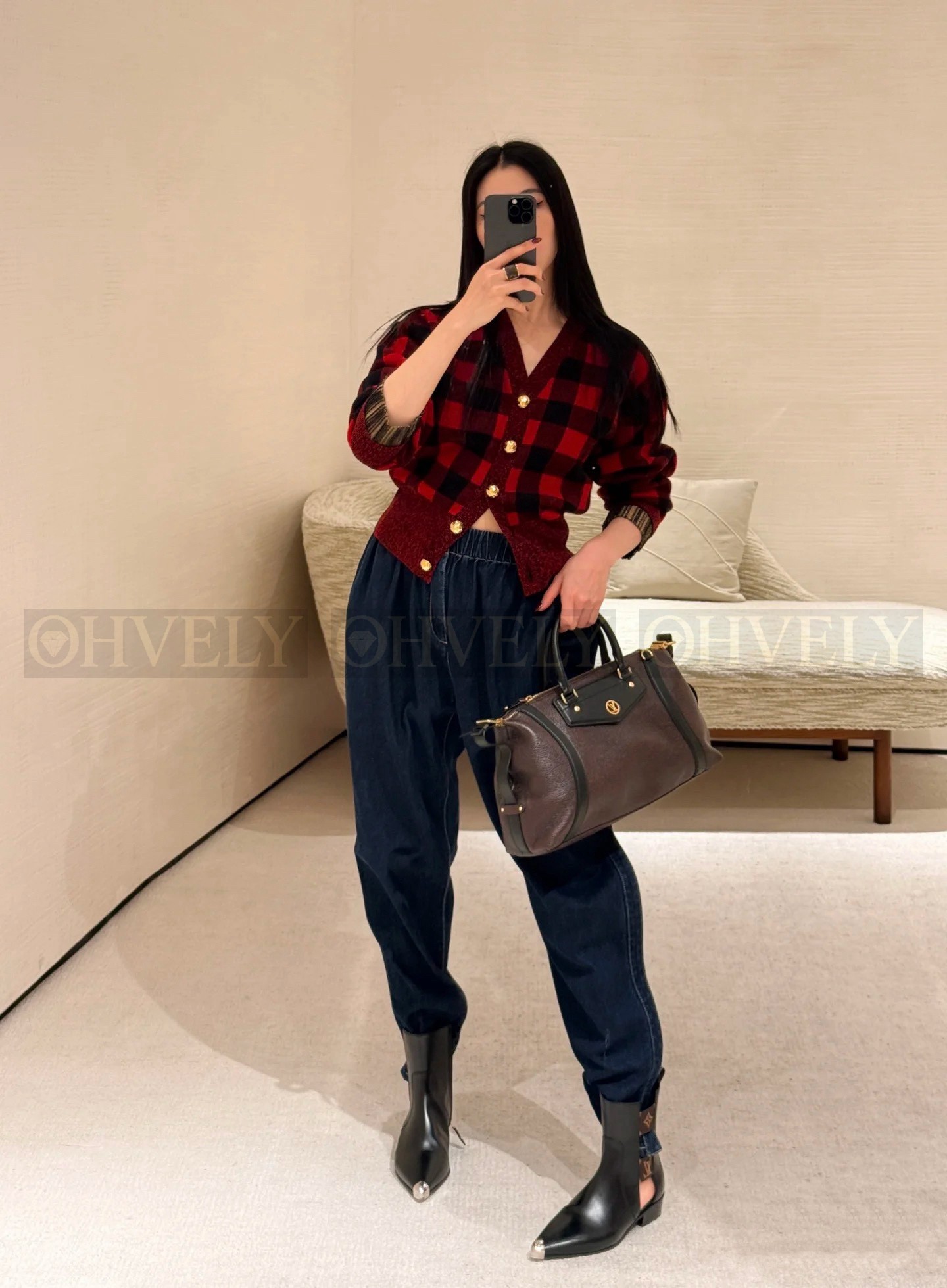 【 ZP 】Louis Vuitton 2025 니트 가디건 (매장가 480만원) 상품 썸네일