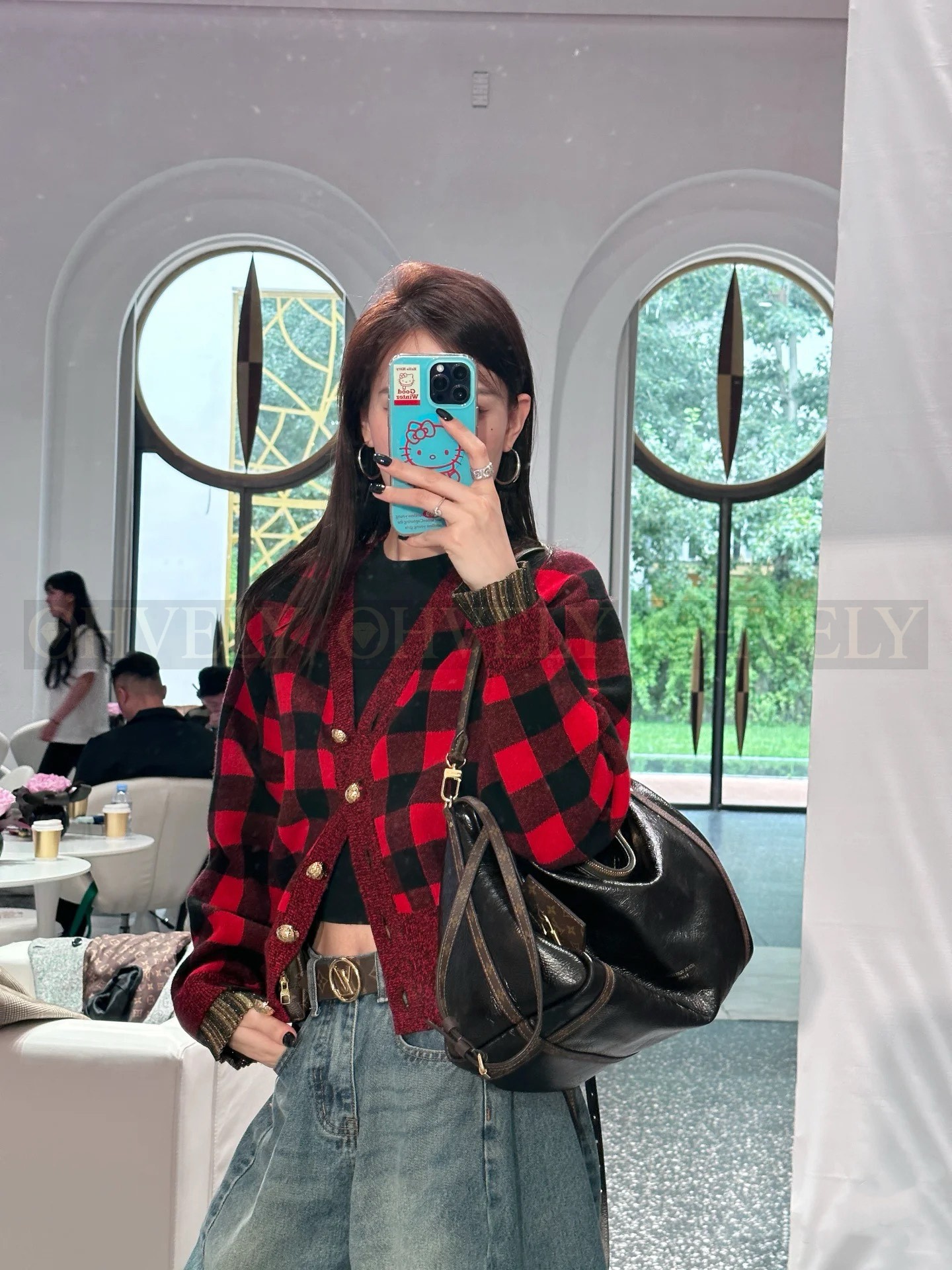 【 ZP 】Louis Vuitton 2025 니트 가디건 (매장가 480만원) 상품 썸네일