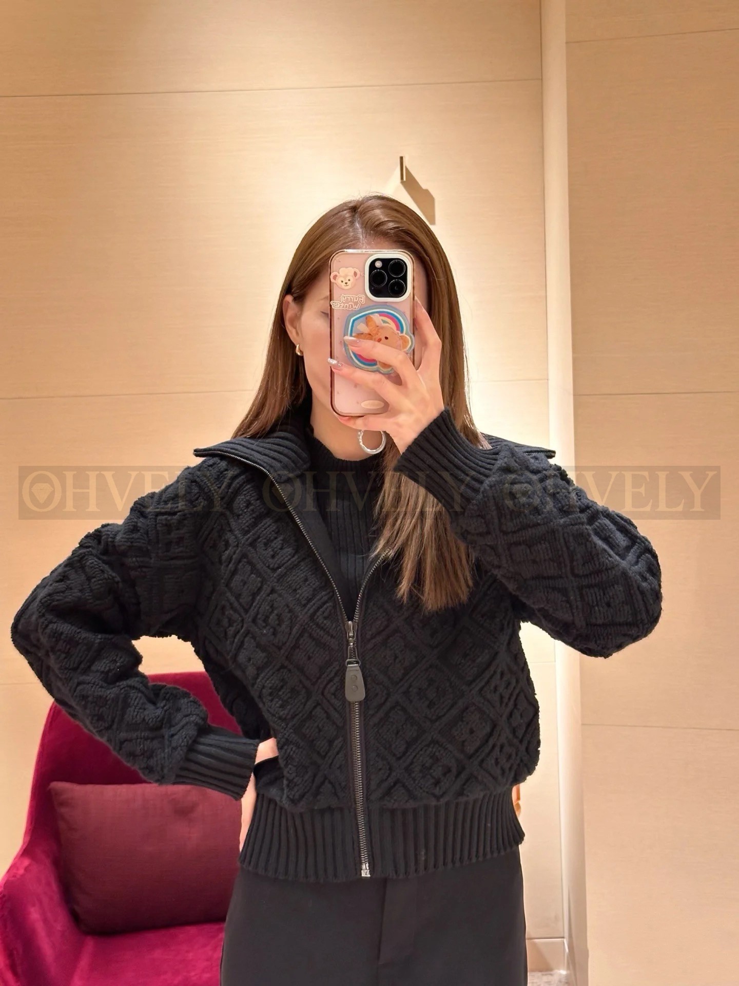 【 ZP 】Louis Vuitton 2025 모노그램 니트 자켓 (매장가 378만원) 상품 썸네일