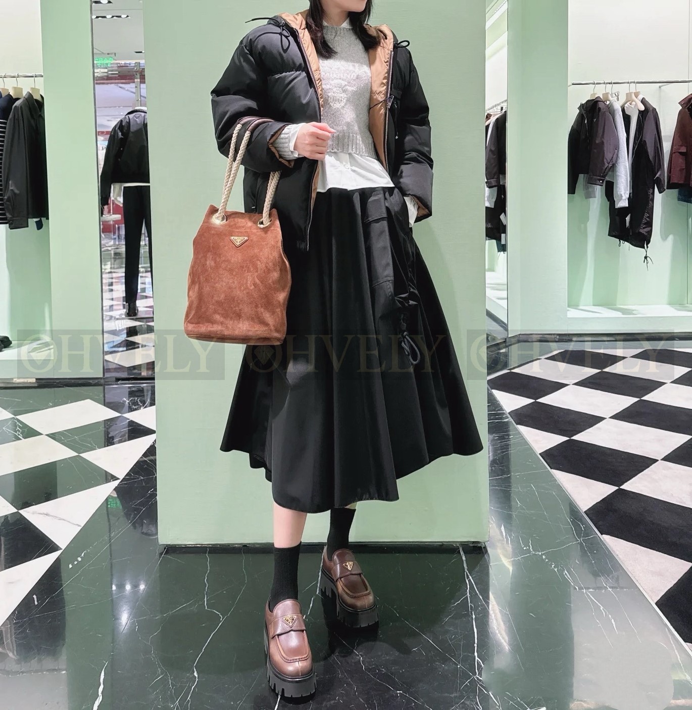 【 ZP 】Prada 2025 패딩 (매장가 466만원) 상품 썸네일