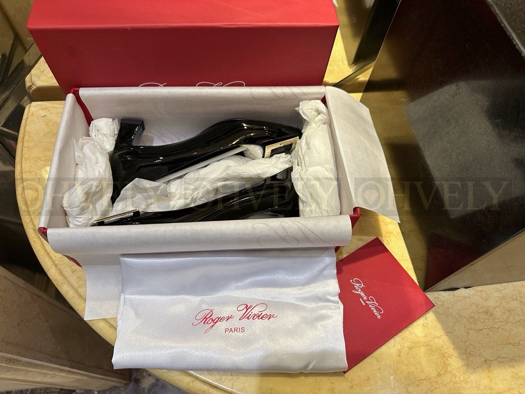 로저비비에 트럼펫 메탈 버클 펌프스 상품 썸네일