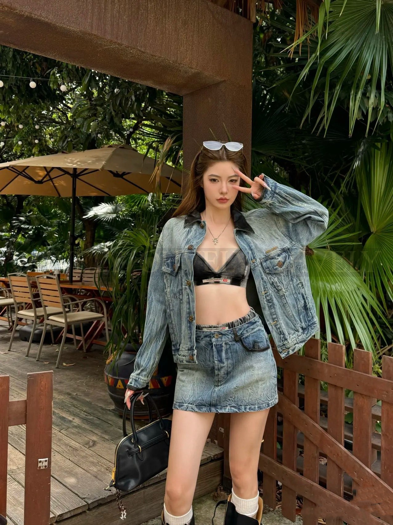 【 ZP 】MiuMiu 2025 데님 자켓 (매장가 588만원) 상품 썸네일
