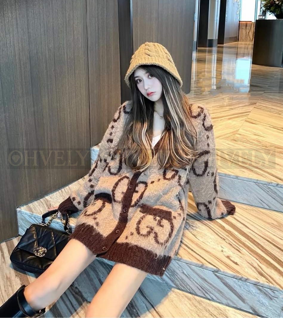 【 ZP 】Gucci 2025 가디건 (매장가 402만원) 상품 썸네일