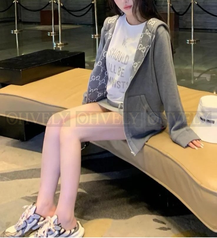 【 ZP 】Gucci 2025 가디건 (매장가 386만원) 상품 썸네일