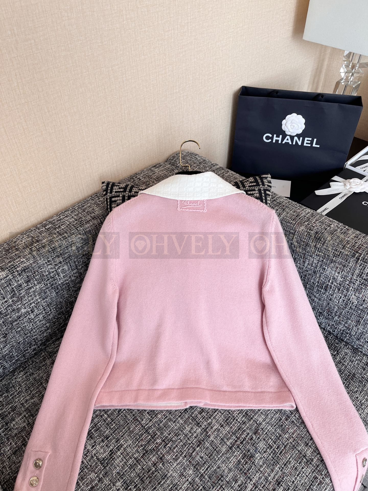 【 ZP 】CHANEL 2025 가디건 (매장가 770만원) 상품 썸네일