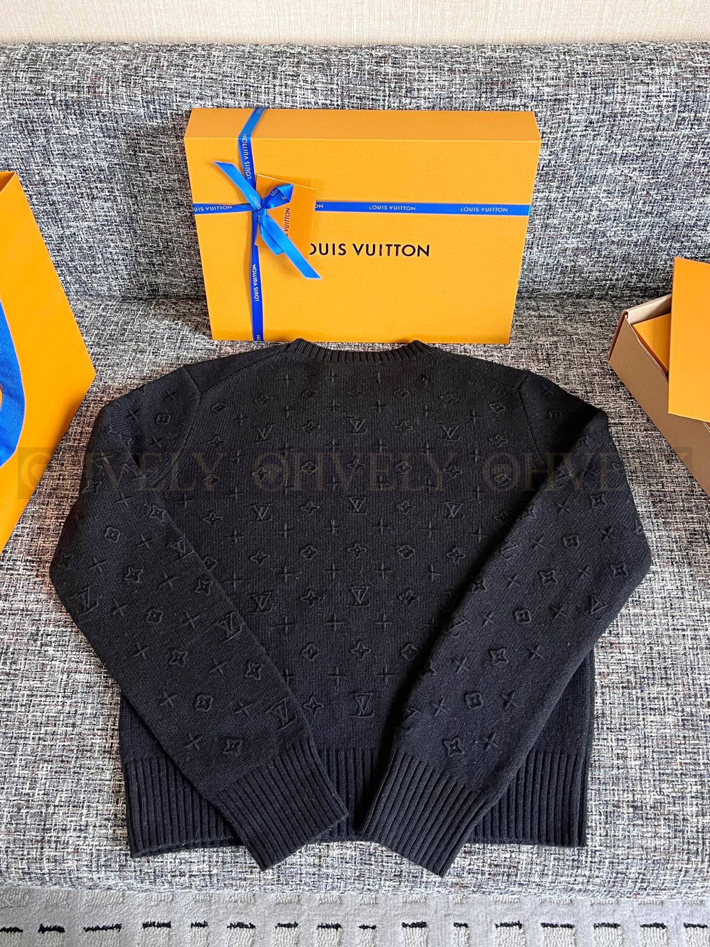 【 ZP 】Louis Vuitton 2025 스웨터 (매장가 360만원) 상품 썸네일