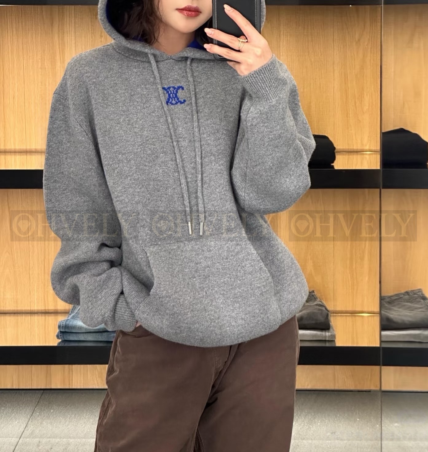 【 ZP 】Celine 후드 티셔츠 그레이 (매장가 450만원) 상품 썸네일