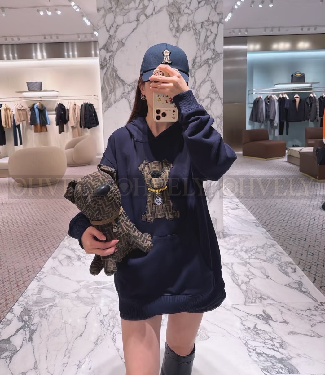 【 ZP 】FENDI 후드티 (매장가 234만원) 상품 썸네일