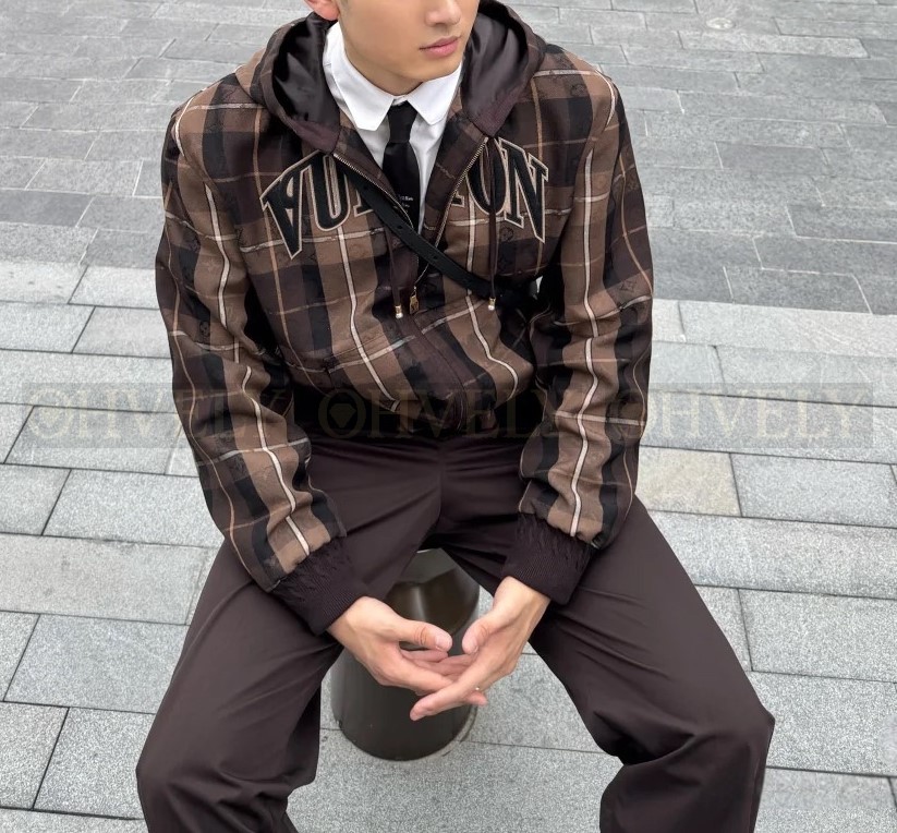 【 ZP 】LOUIS VUITTON 후드 집업 (매장가 546만원) 상품 썸네일