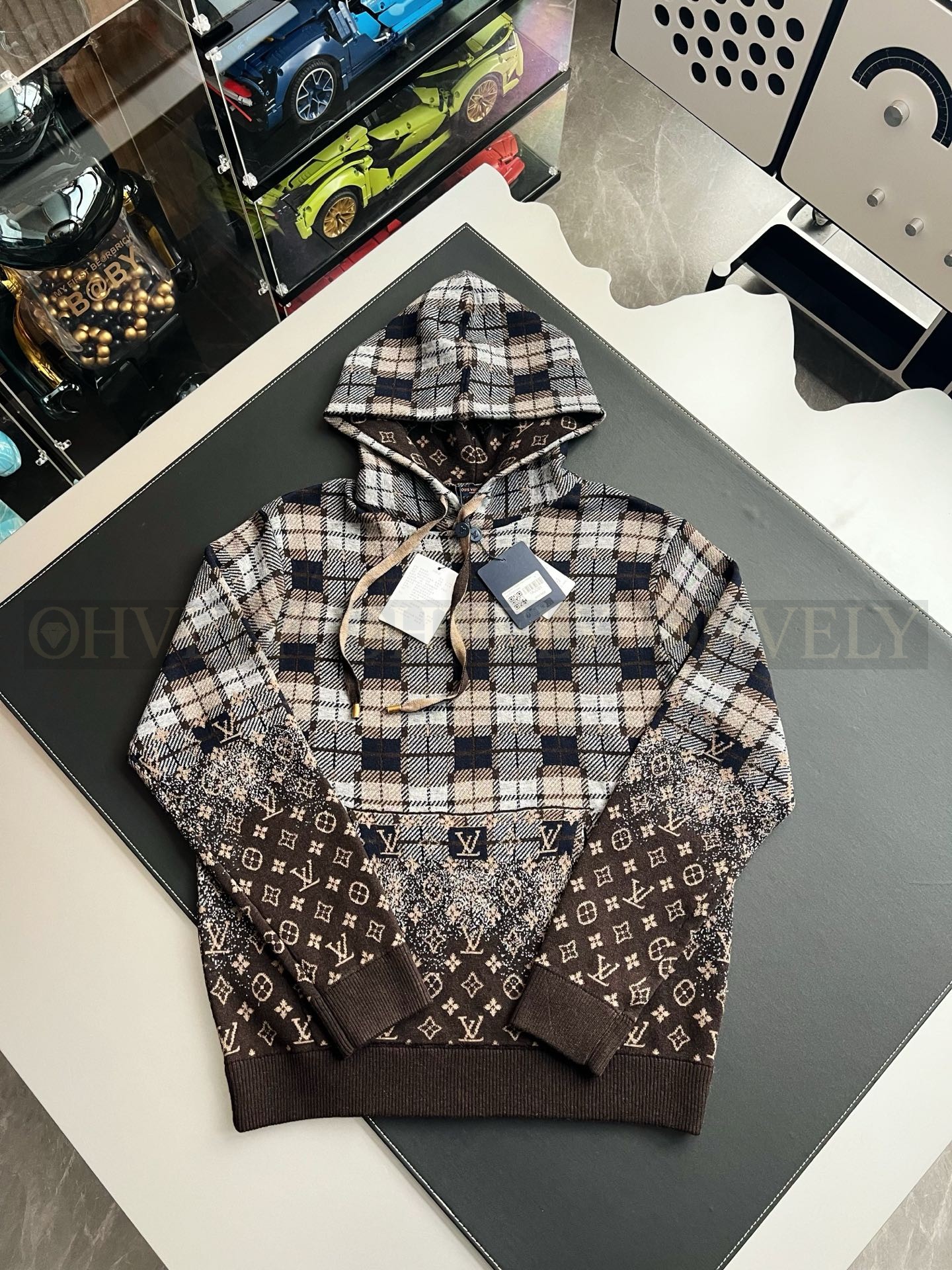 【 ZP 】LOUIS VUITTON 후드 티셔츠 (매장가 302만원) 상품 썸네일