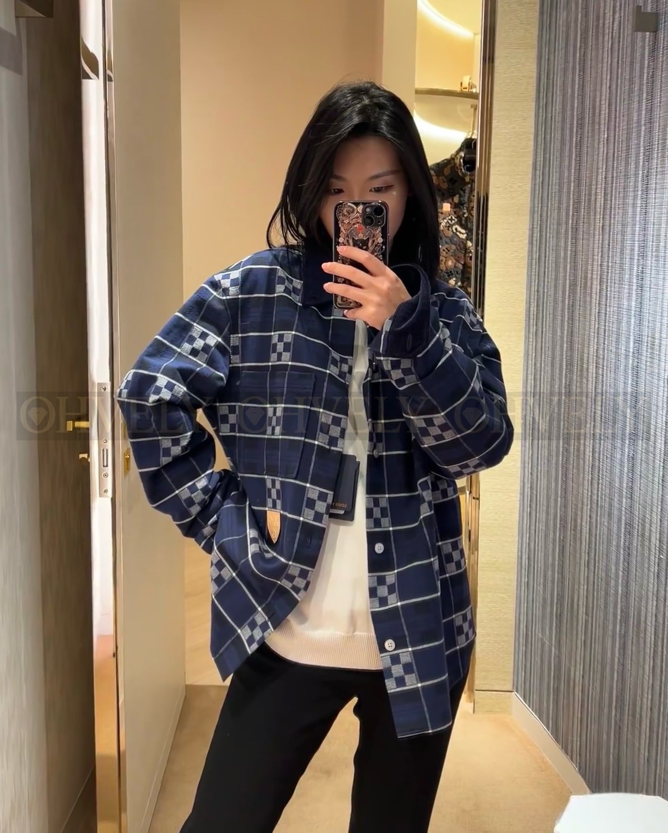 【 ZP 】LOUIS VUITTON 셔츠 (매장가 282만원) 상품 썸네일