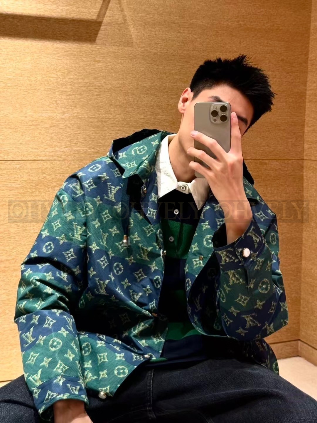 【 ZP 】LOUIS VUITTON 아우터 (매장가 490만원) 상품 썸네일