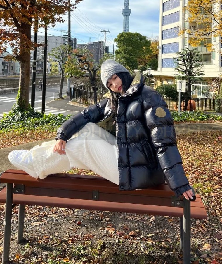 【 ZP 】MONCLER 패딩 (매장가 238만원) 상품 썸네일