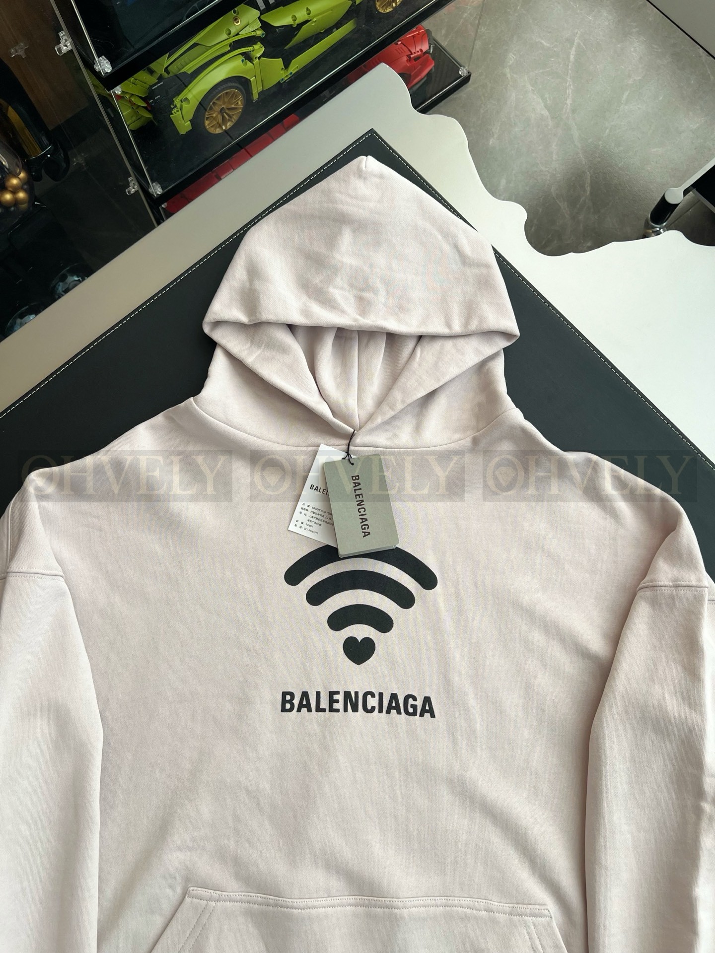 【 ZP 】BALENCIAGA 후드 맨투맨 (매장가 172만원) 상품 썸네일