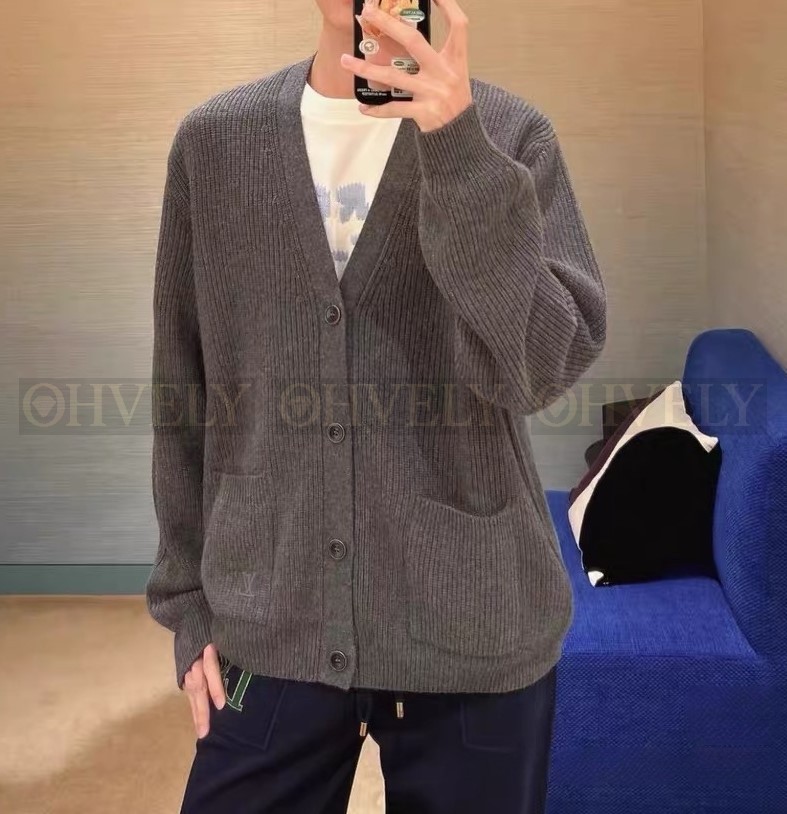 【 ZP 】LOUIS VUITTON 가디건 (매장가 396만원)