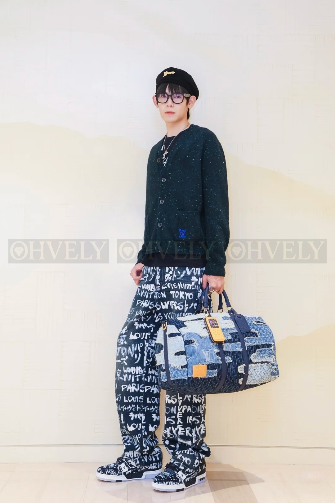 【 ZP 】LOUIS VUITTON 가디건 (매장가 332만원) 상품 썸네일