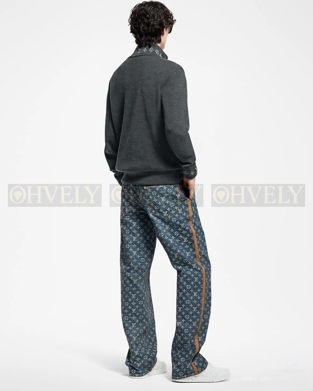 【 ZP 】LOUIS VUITTON 집업 (매장가 340만원) 상품 썸네일