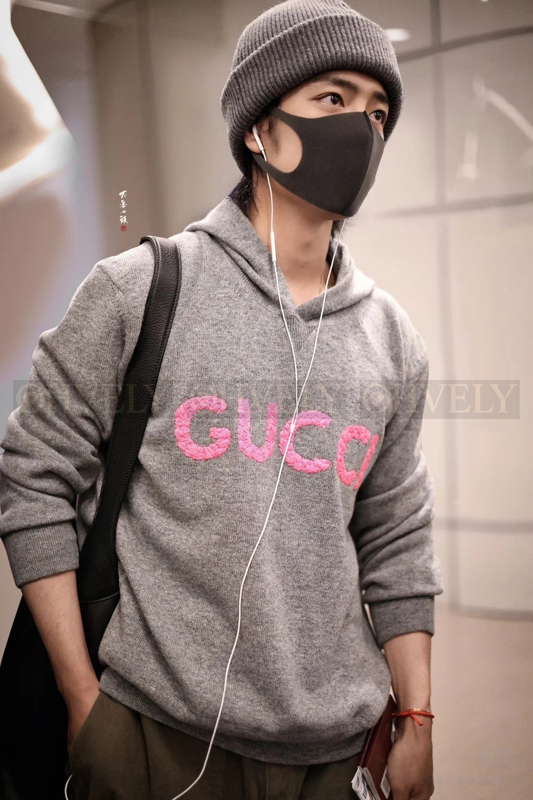 【 ZP 】GUCCI 후드 맨투맨 (매장가 270만원) 상품 썸네일