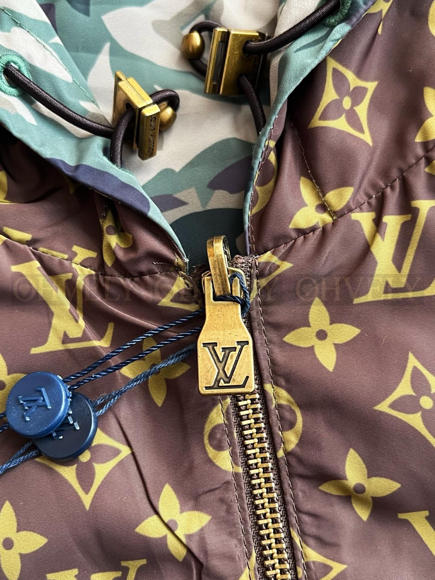 【 ZP 】LOUIS VUITTON 후드 자켓 (매장가 536만원) 상품 썸네일