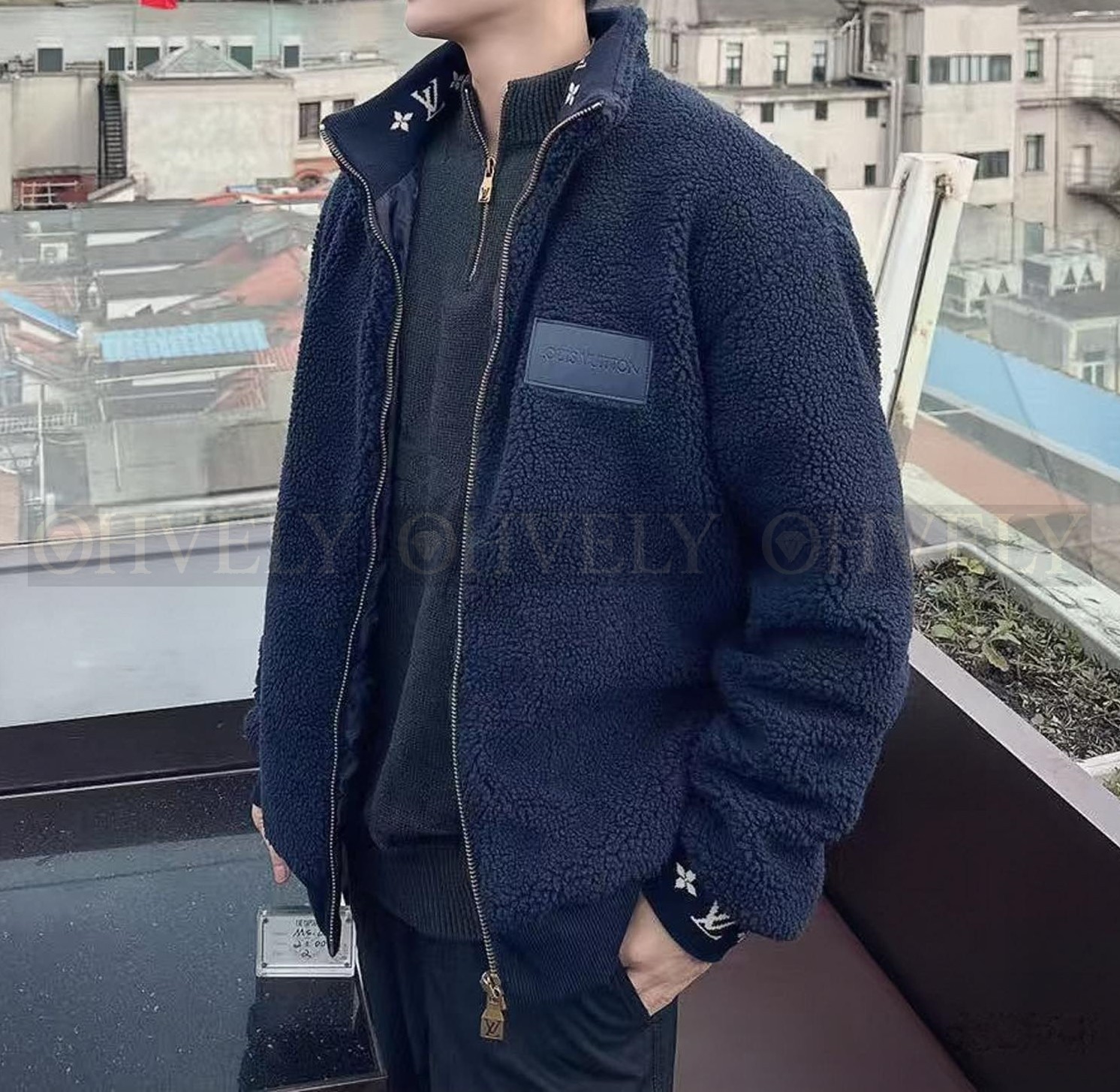 【 ZP 】LOUIS VUITTON 자켓 (매장가 340만원) 상품 썸네일