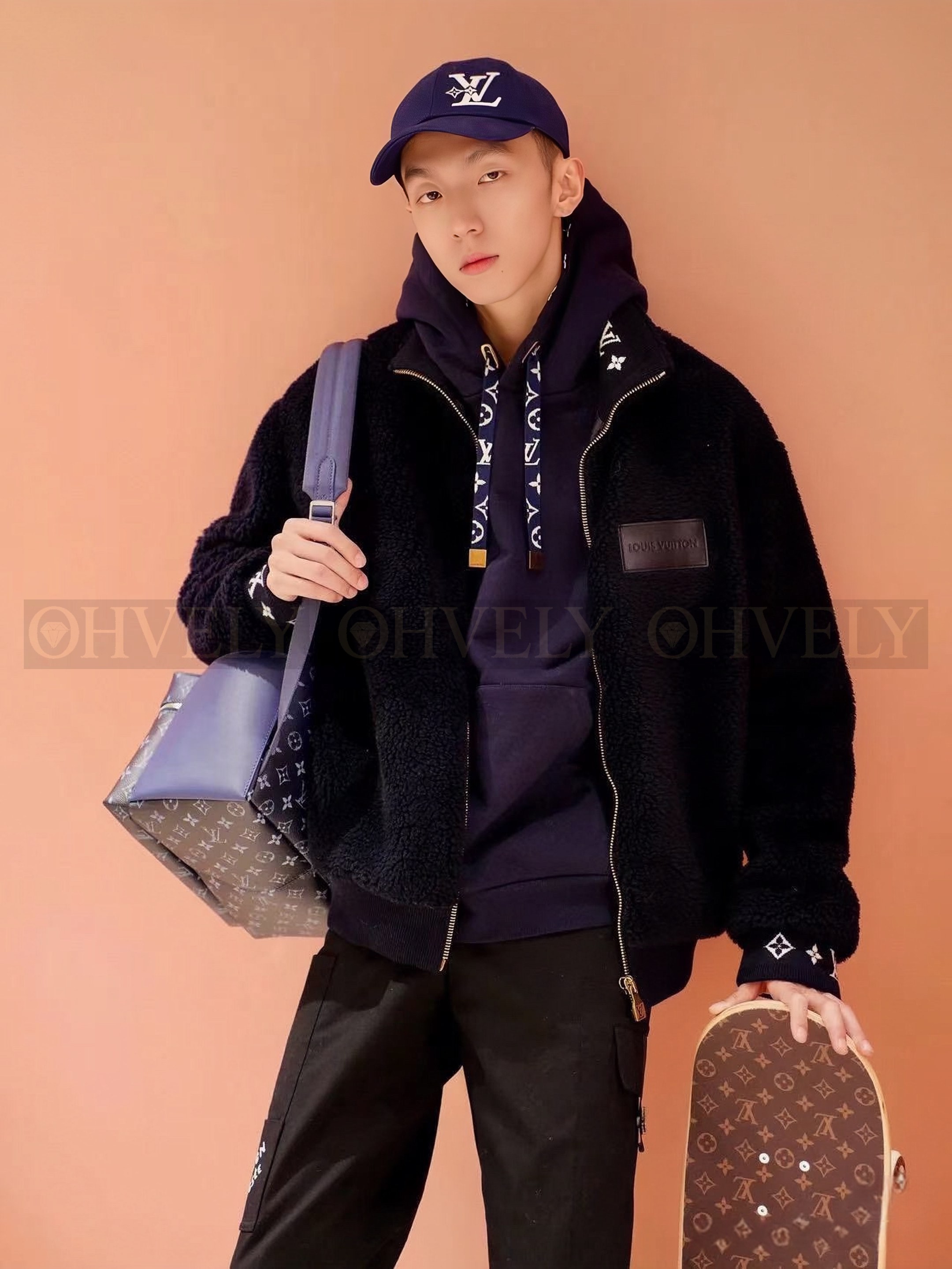 【 ZP 】LOUIS VUITTON 자켓 (매장가 340만원) 상품 썸네일