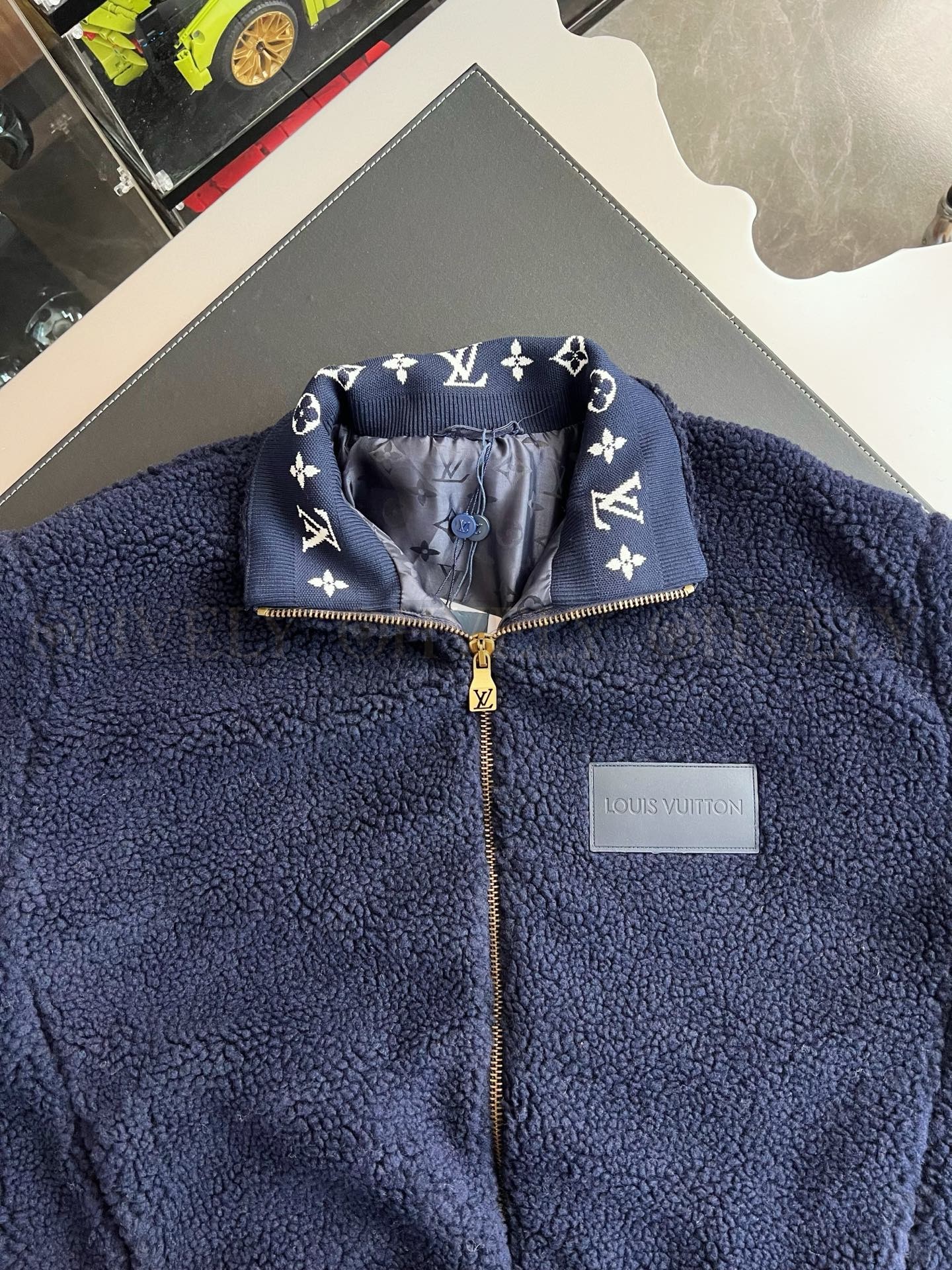 【 ZP 】LOUIS VUITTON 자켓 (매장가 340만원) 상품 썸네일