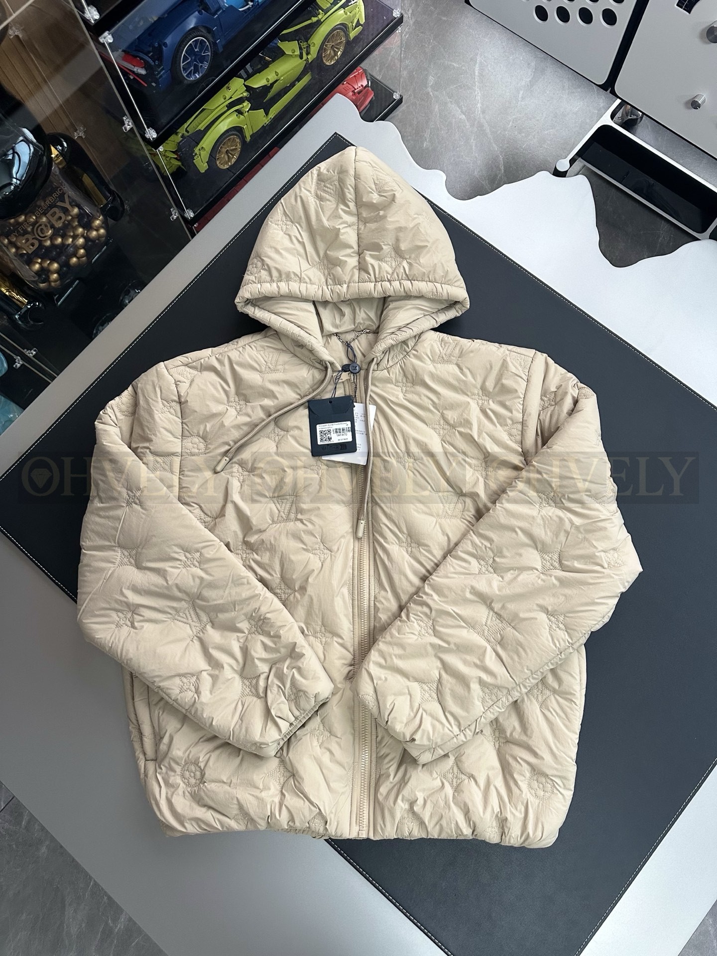 【 ZP 】LOUIS VUITTON 패딩 자켓 (매장가 572만원) 상품 썸네일