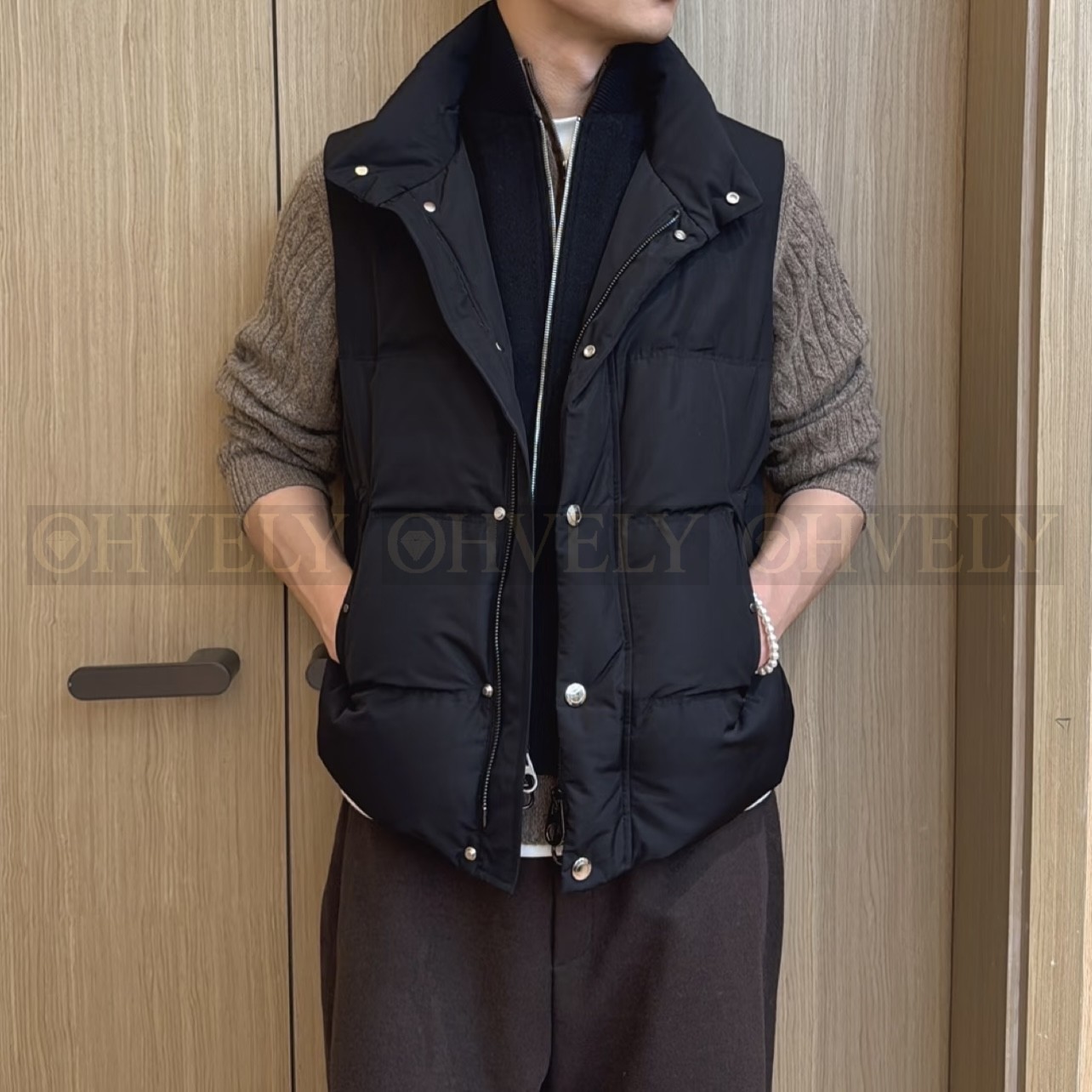 【 ZP버전 】LoroPiana 패딩 조끼 (매장가 760만원) 상품 썸네일