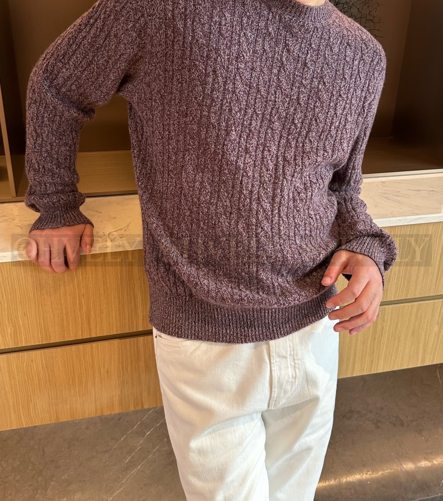 【 ZP 】LoroPiana 니트 스웨터 (매장가 370만원)