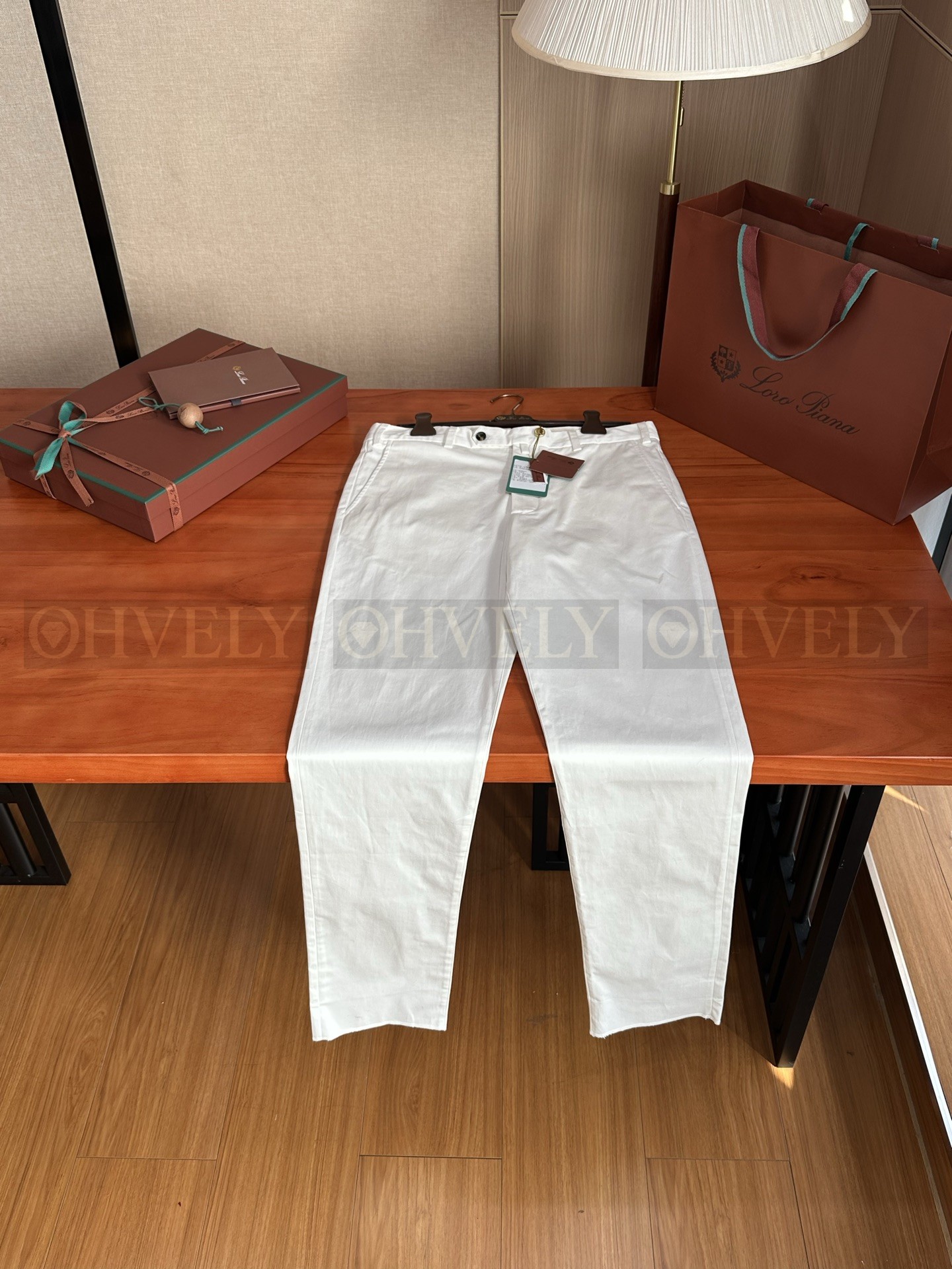 【 ZP 】LoroPiana 바지 (매장가 130만원) 상품 썸네일