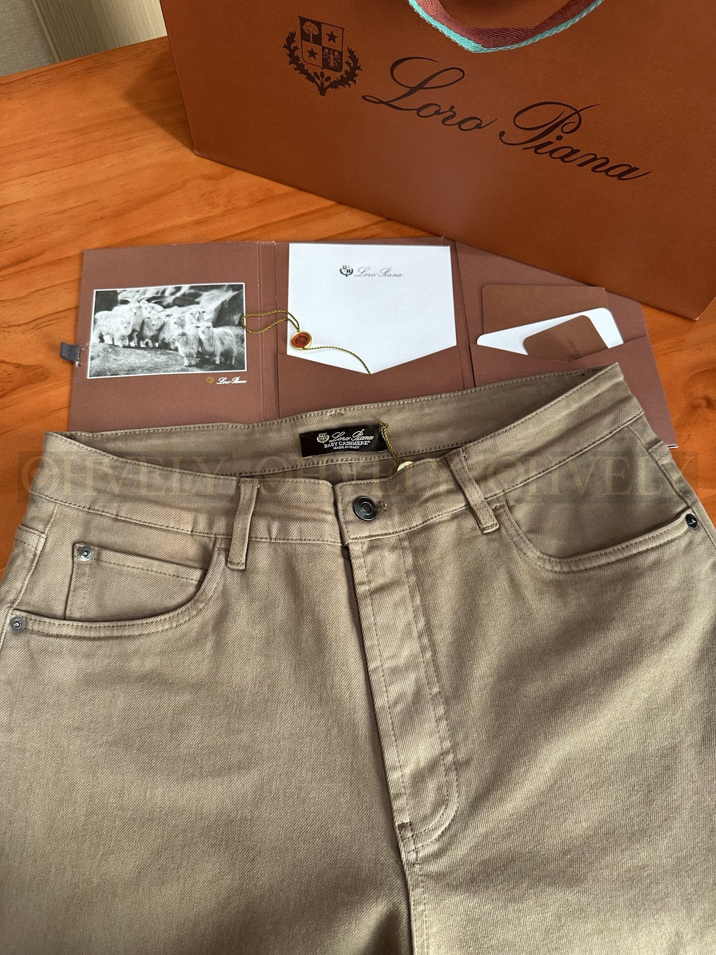 【 ZP 】LoroPiana 바지 (매장가 136만원) 상품 썸네일