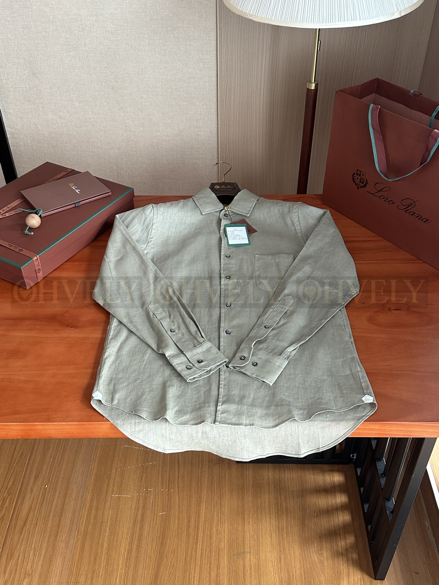 【 ZP 】LoroPiana 셔츠 (매장가 136만원) 상품 썸네일