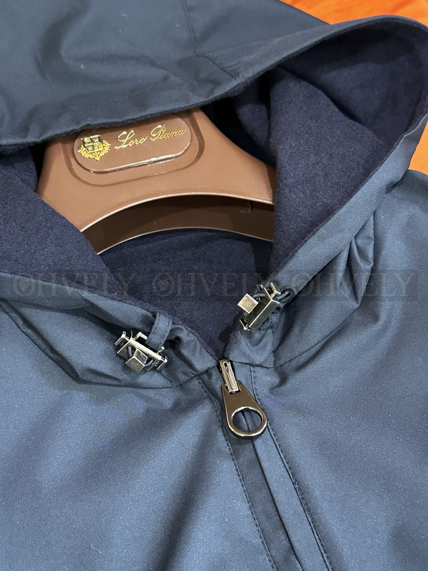 【 ZP 】LoroPiana 집업 아우터 (매장가 558만원) 상품 썸네일