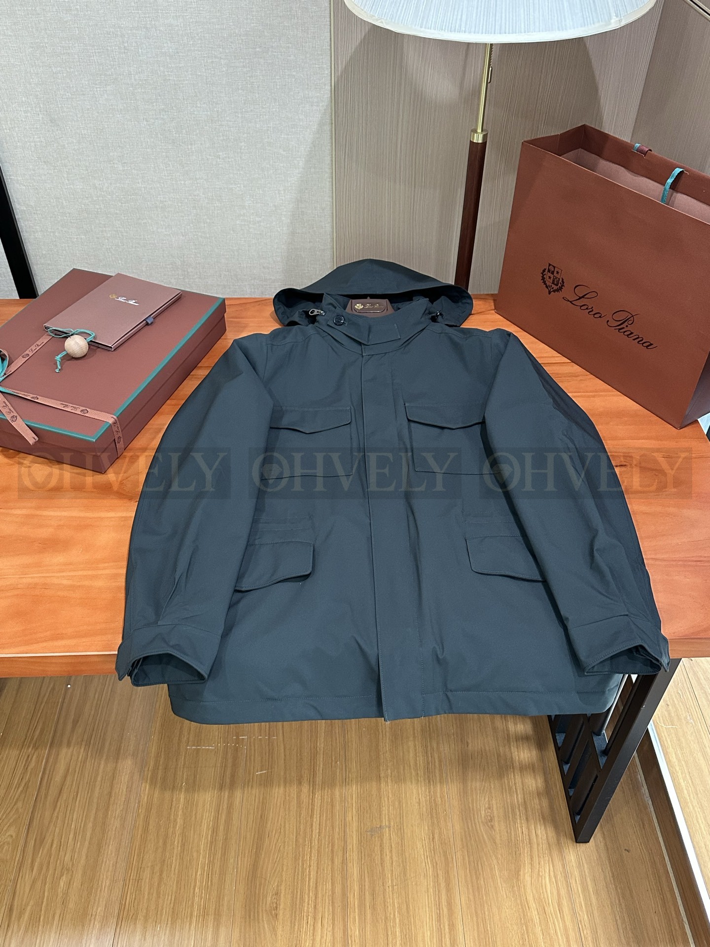 【 ZP 】LoroPiana 아우터 (매장가 618만원) 상품 썸네일
