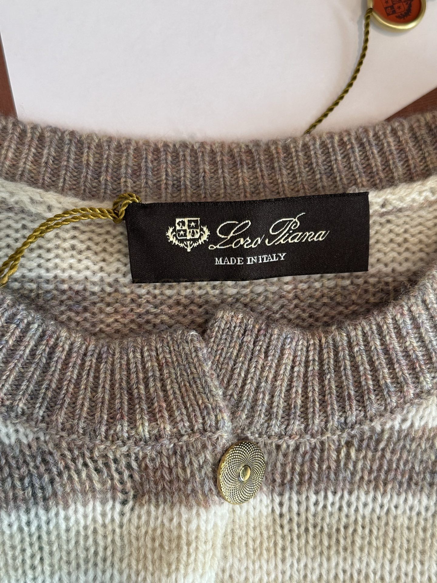 【 ZP 】LoroPiana 가디건 (매장가 448만원) 상품 썸네일