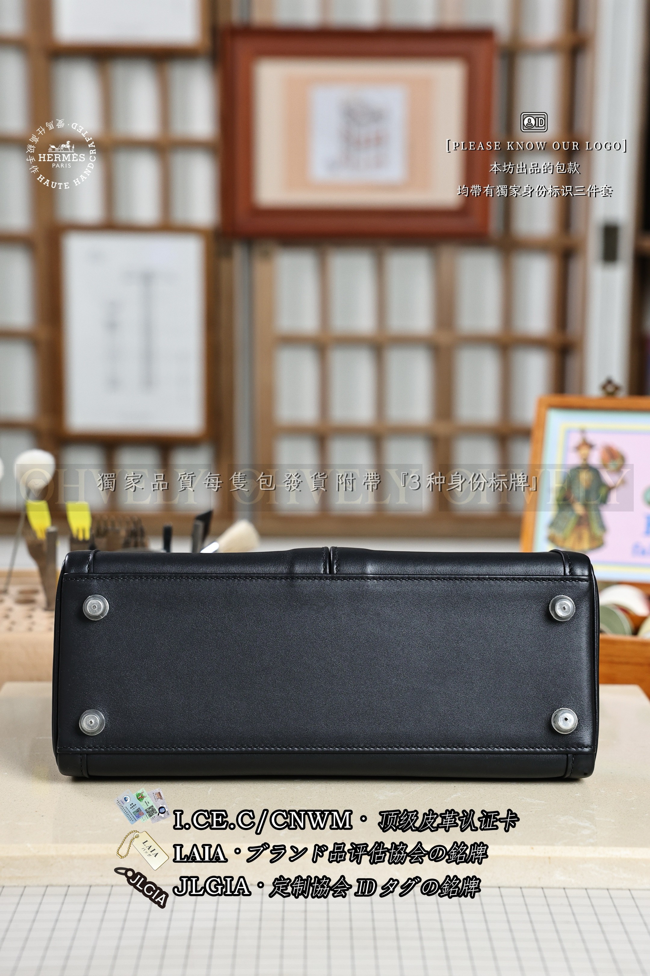 Hermès KELLY 𝙇𝘼𝙆𝙄𝙎 𝟮𝟴  𝗡𝗼𝗶𝗿 은장 상품 썸네일