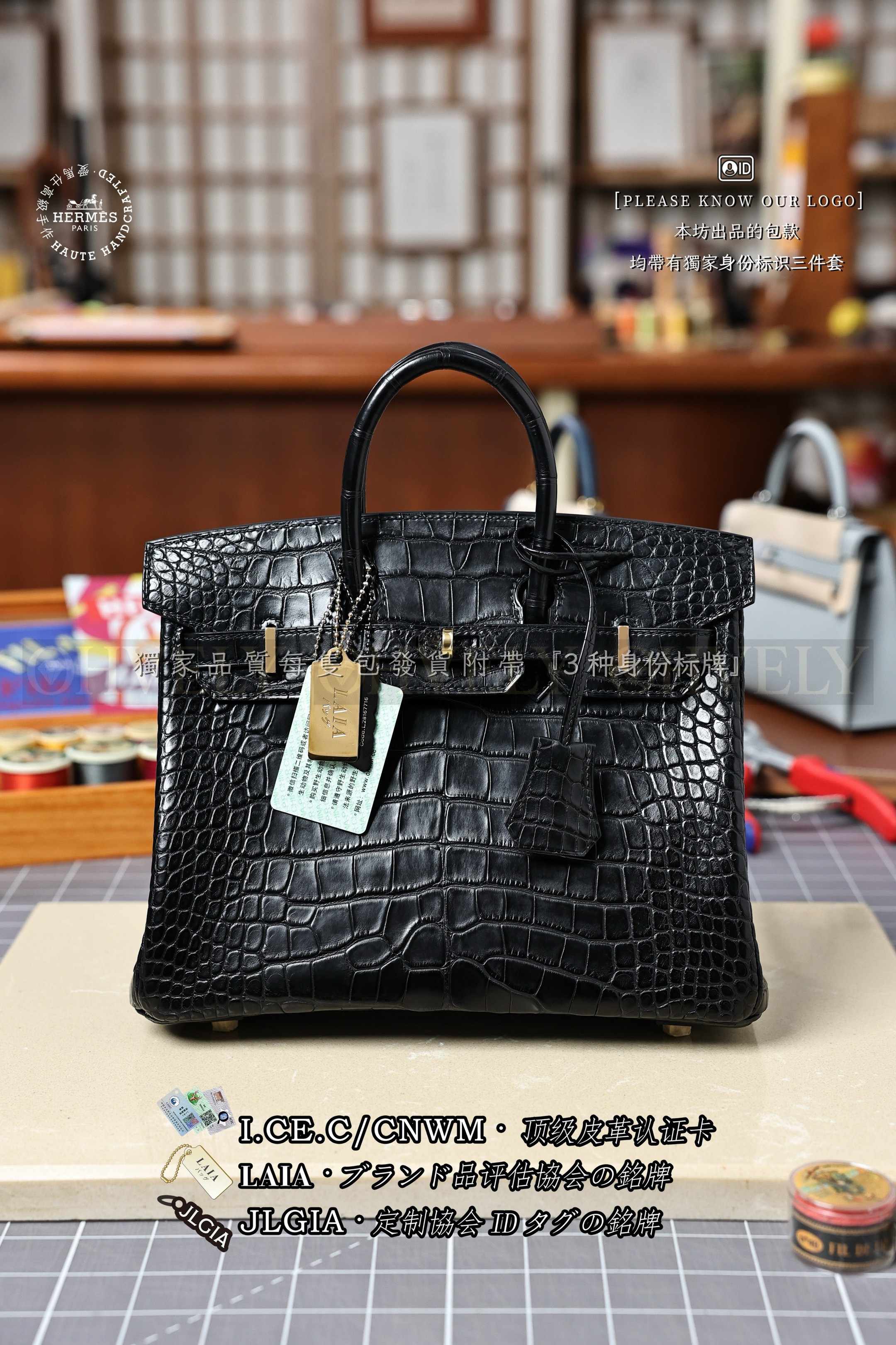 Hermès BIRKIN 𝟮𝟱 𝙉𝙤𝙞𝙧 금장 상품 썸네일
