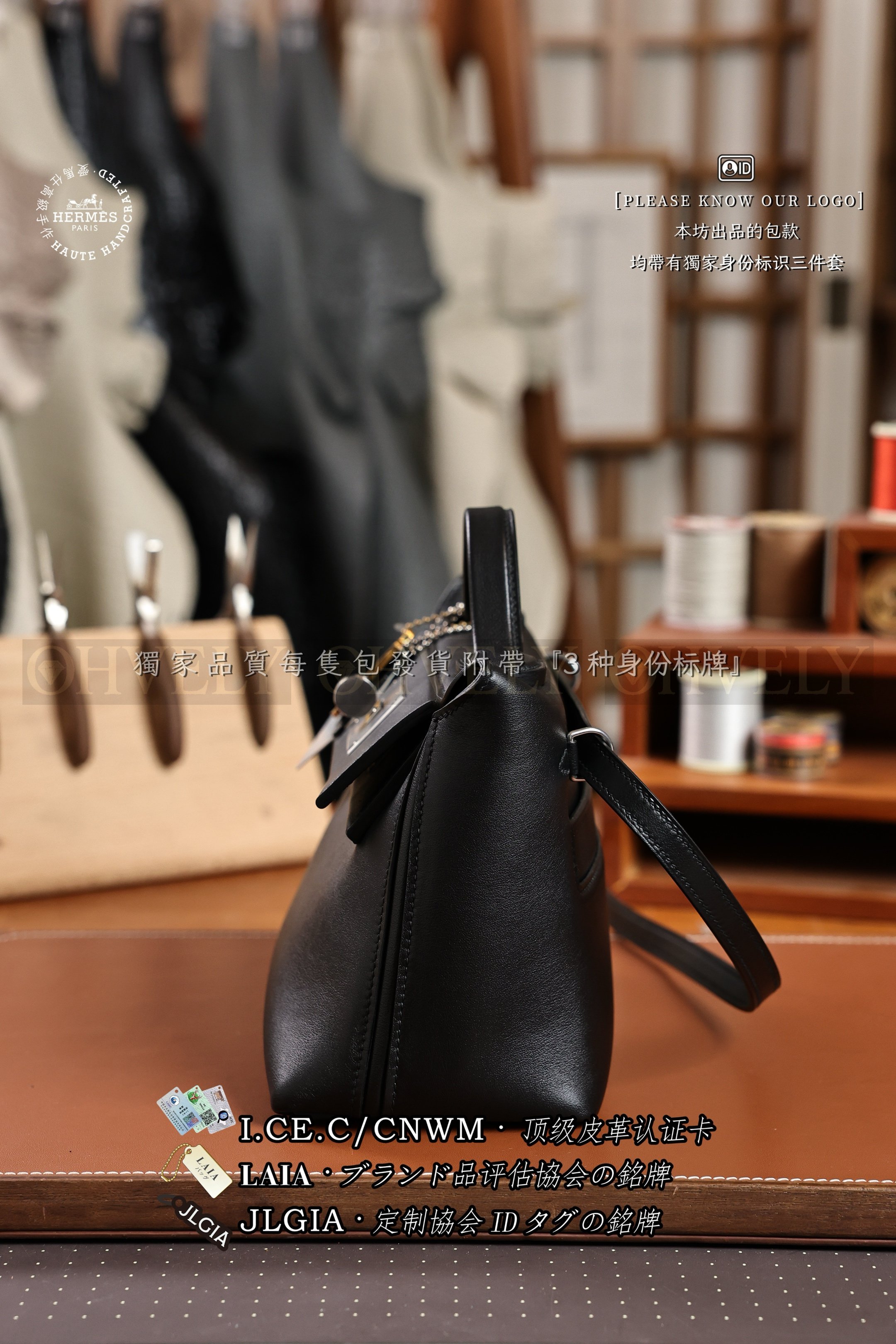 Hermès 𝟸𝟺𝟸𝟺 𝙼𝚒𝚗𝚒 𝙽𝚘𝚒𝚛 은장 상품 썸네일