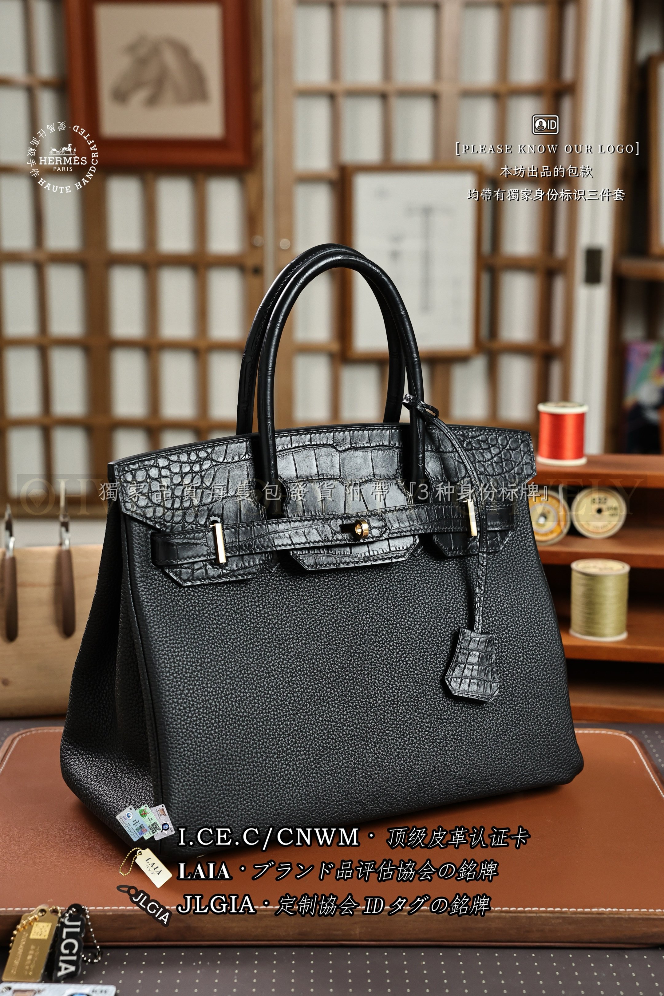 Hermès 𝚃𝚘𝚞𝚌𝚑 Birkin 𝟹𝟶 𝙽𝚘𝚒𝚛 금장 상품 썸네일