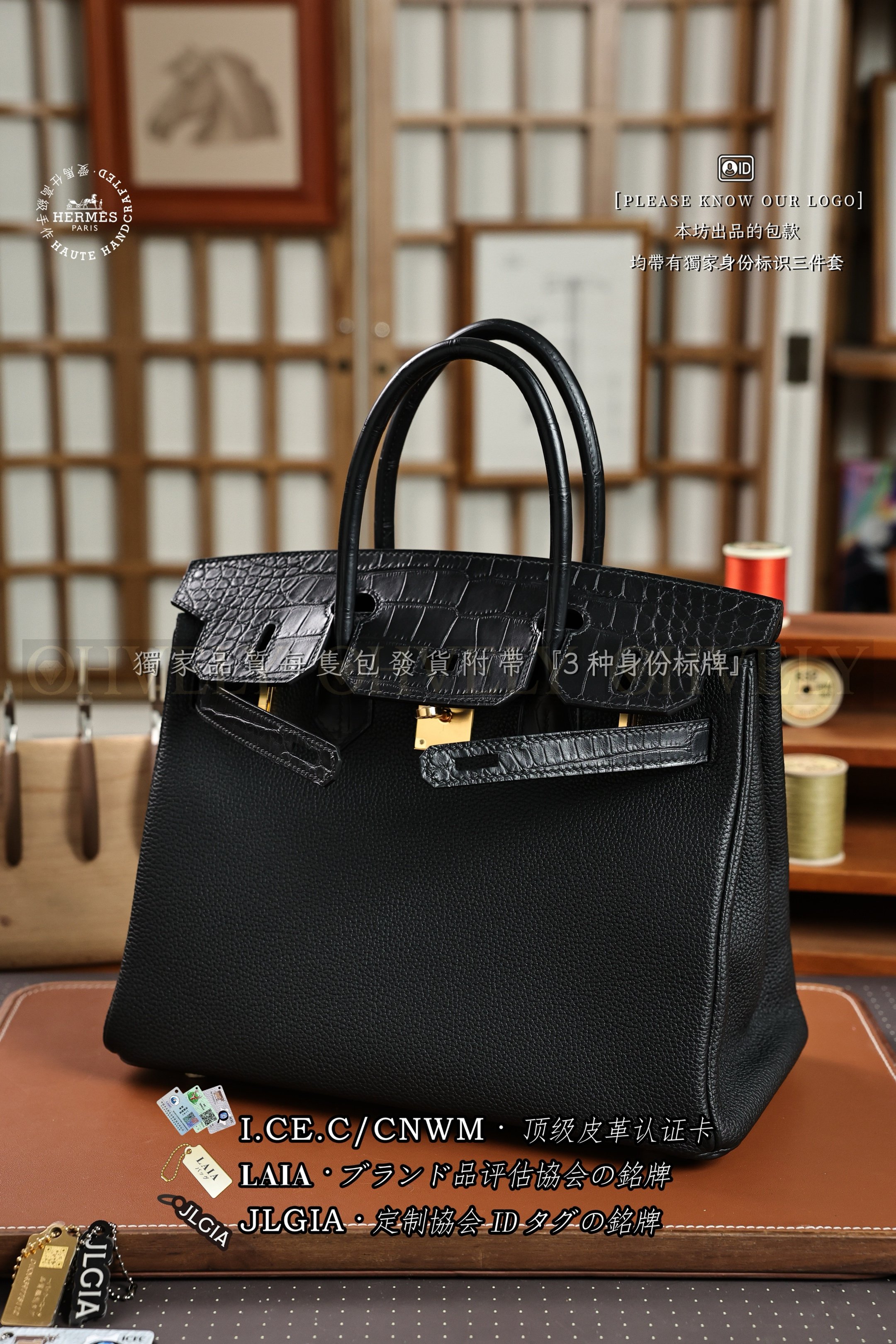 Hermès 𝚃𝚘𝚞𝚌𝚑 Birkin 𝟹𝟶 𝙽𝚘𝚒𝚛 금장 상품 썸네일
