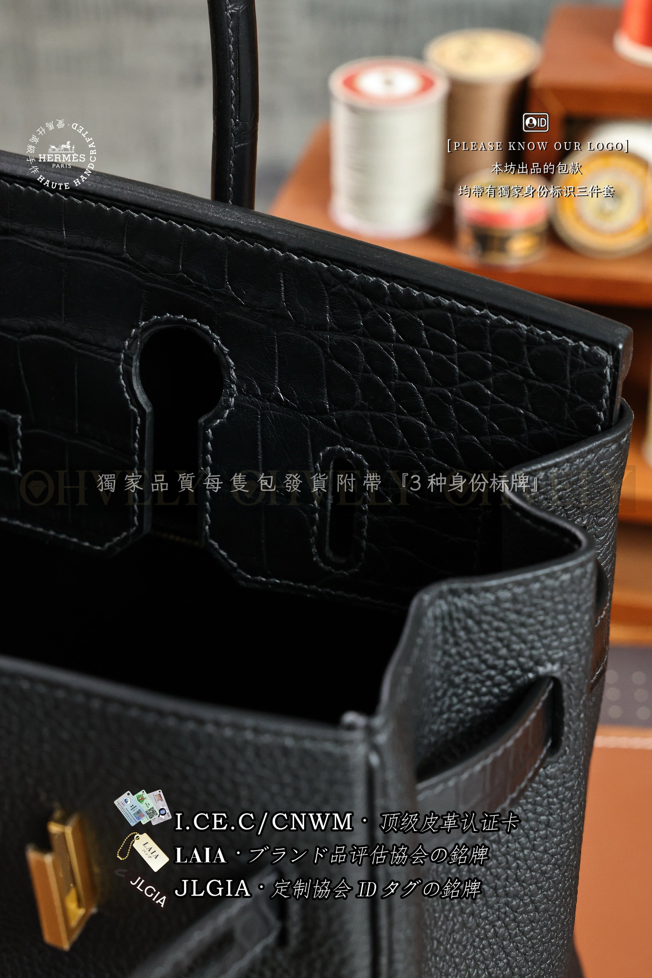 Hermès 𝚃𝚘𝚞𝚌𝚑 Birkin 𝟹𝟶 𝙽𝚘𝚒𝚛 금장 상품 썸네일