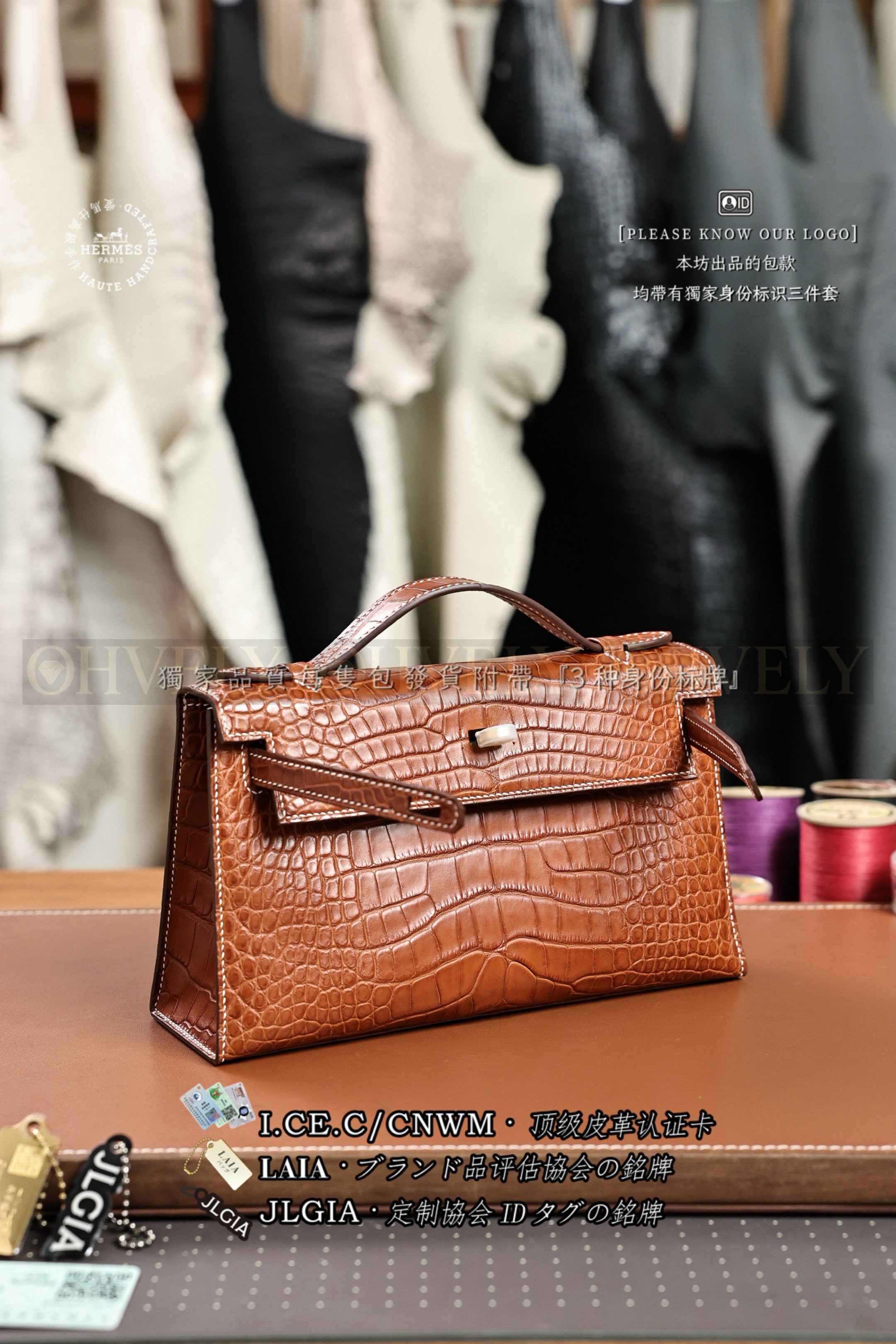 Hermès 𝙼𝚒𝚗𝚒 Kelly 𝙸  𝙼𝚒𝚎𝚕 금장 상품 썸네일