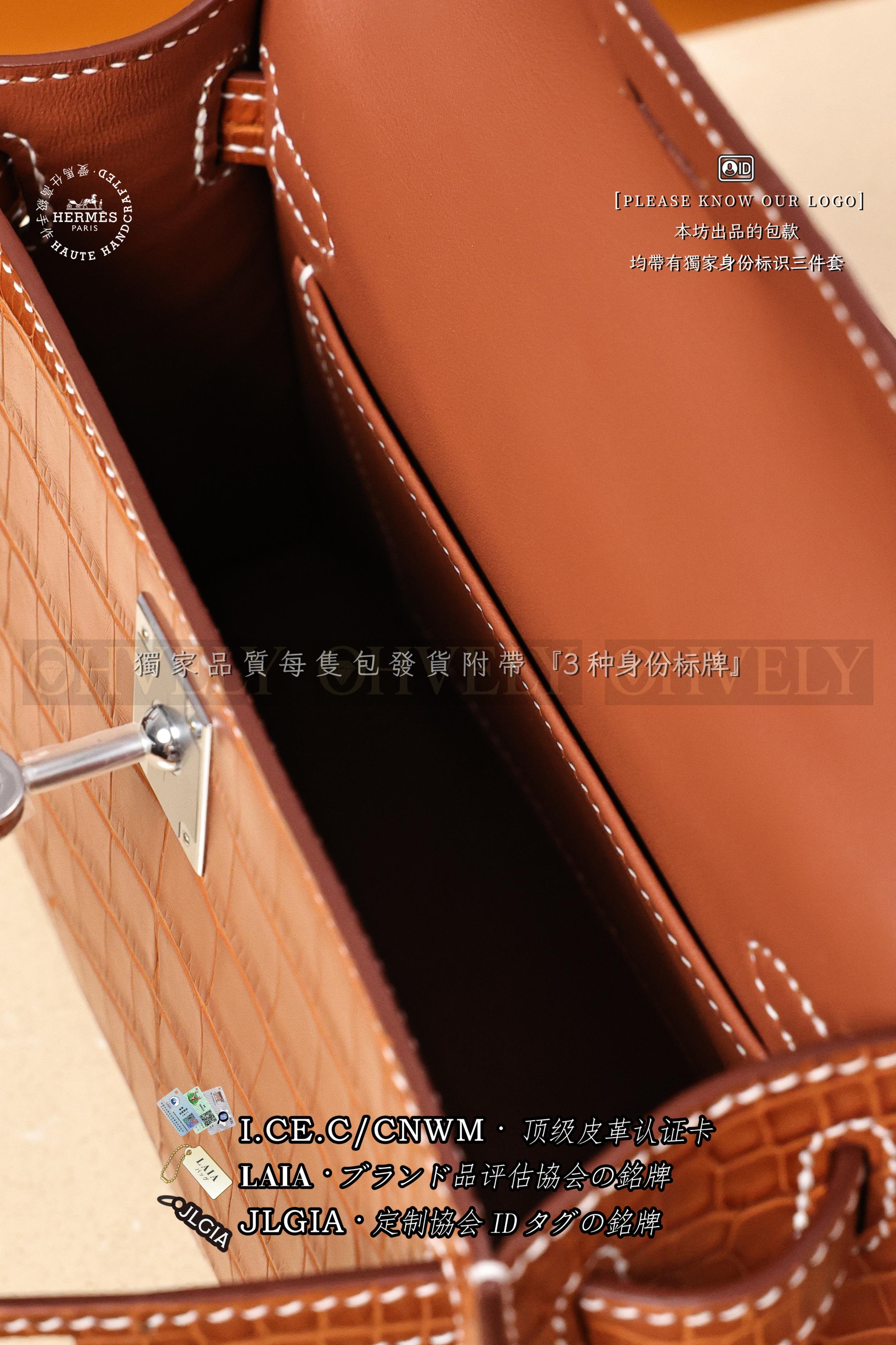 Hermès Kelly 𝙸𝙸 𝙼𝚒𝚗𝚒 𝙱𝚊𝚛𝚎𝚗𝚒𝚊 은장 상품 썸네일