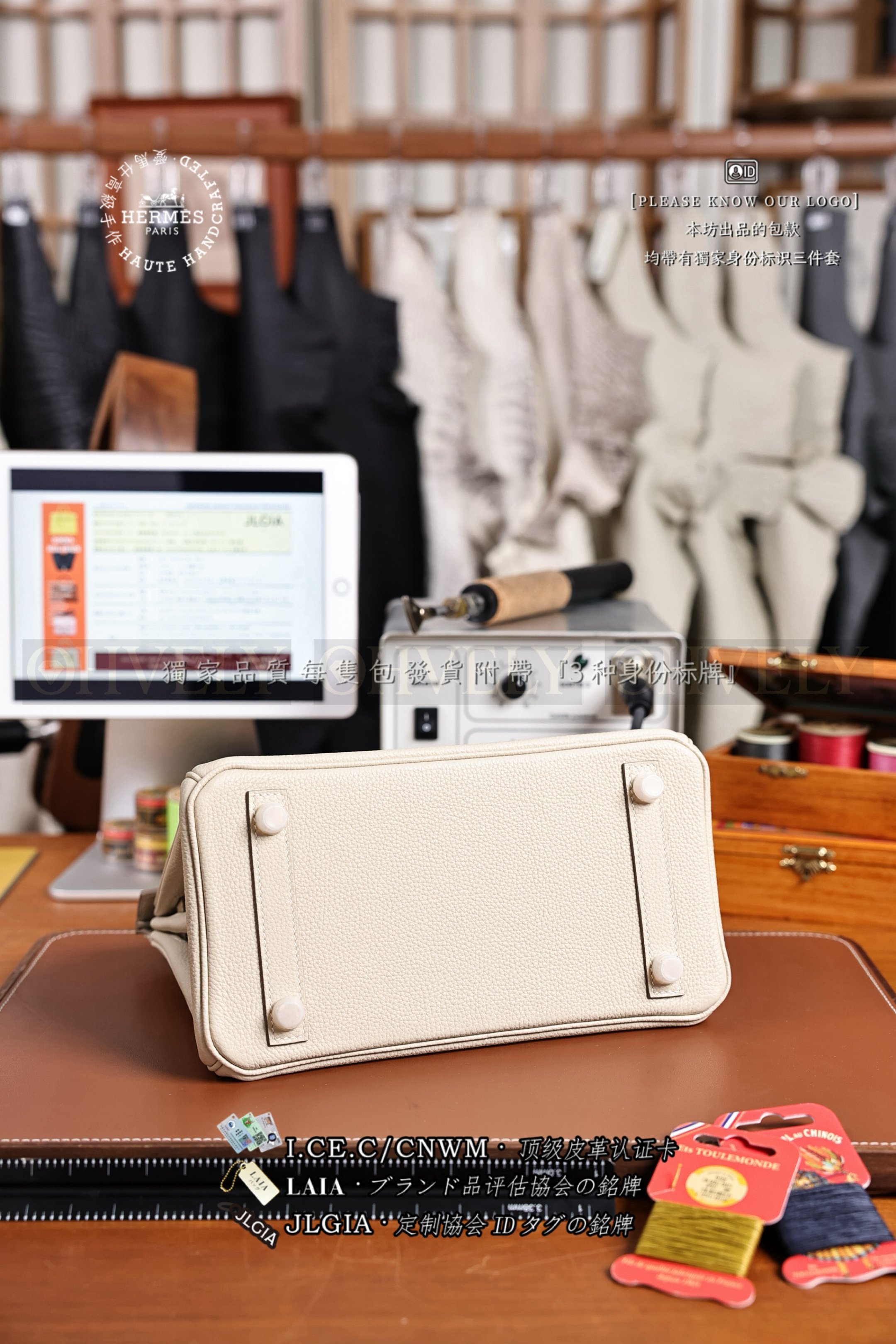 Hermès BIRKIN 𝟮𝟱 𝙏𝙊𝙂𝙊 𝙱𝚎𝚝𝚘𝚗 금장 상품 썸네일
